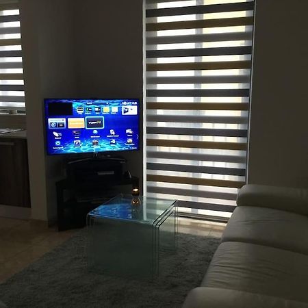 May Flower: Modern Flat Close To Airport/Bus Stops Tarxien Dış mekan fotoğraf